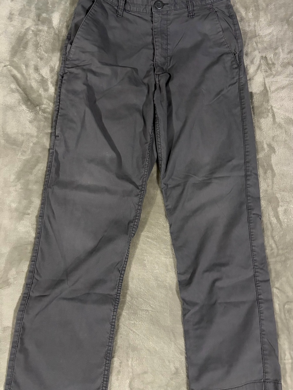 Dockers Men's Straight Chinos in Dark Gray